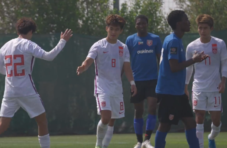  AC米兰新星闪耀,锋线小将梅开二度  